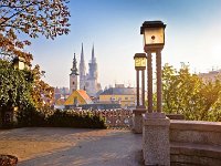Strossmayerovo šetalište, pogled na Katedralu